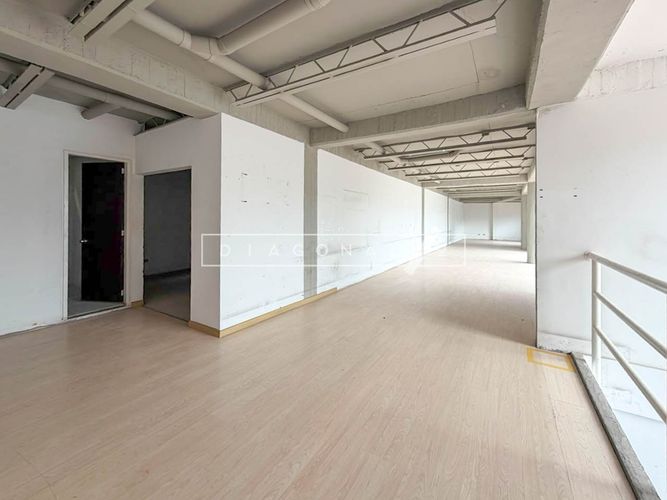 Bodega en arriendo en La Florida, Cota, 1011 m² · foto 3 de 10