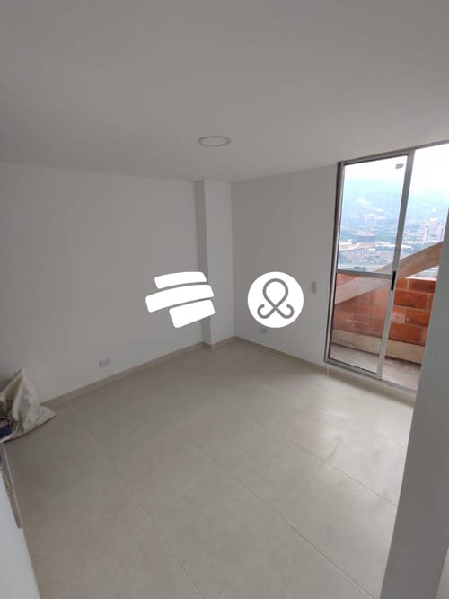 Apartamento de 2 alcobas en venta en Asentamiento La Orquidea, Bello · foto 2 de 8