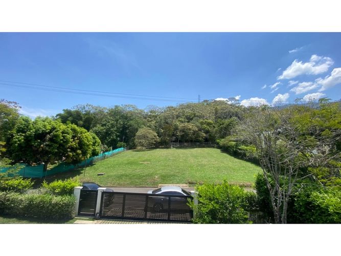 Casa de 6 alcobas en venta en Alfaguara, Jamundí, 480 m² · foto 4 de 24