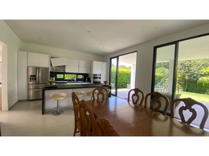 Casa de 6 alcobas en venta en Alfaguara, Jamundí, 480 m² · foto 10 de 24