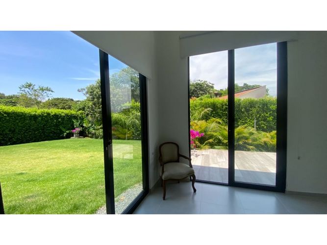 Casa de 6 alcobas en venta en Alfaguara, Jamundí, 480 m² · foto 14 de 24