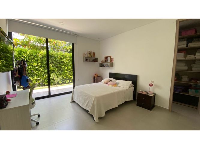Casa de 6 alcobas en venta en Alfaguara, Jamundí, 480 m² · foto 18 de 24