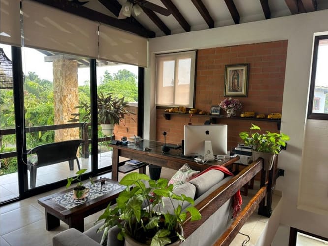 Casa de 5 alcobas en venta en Alfaguara, Jamundí, 276 m² · foto 10 de 24