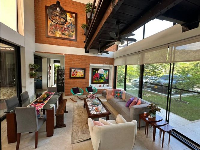 Casa de 5 alcobas en venta en Alfaguara, Jamundí, 276 m² · foto 13 de 24