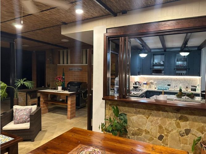 Casa de 5 alcobas en venta en Alfaguara, Jamundí, 276 m² · foto 15 de 24