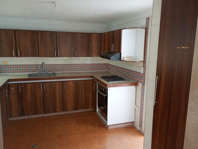 Casa de 4 alcobas en venta en El Ingenio, Cali, 450 m² · foto 5 de 24