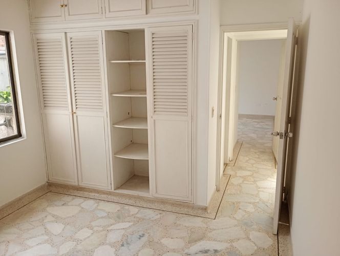 Casa de 4 alcobas en venta en El Ingenio, Cali, 450 m² · foto 19 de 24