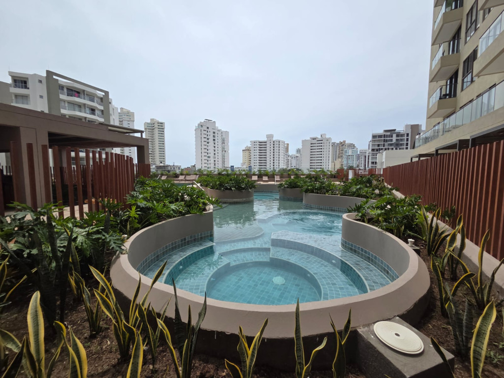 Apartamento en arriendo en Rodadero Sur, Santa Marta · foto 23 de 24