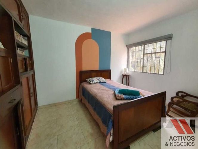 Edificio en venta en Prado, Medellín, 381 m² · foto 13 de 24
