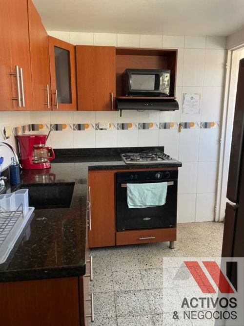 Edificio en venta en Prado, Medellín, 381 m² · foto 22 de 24