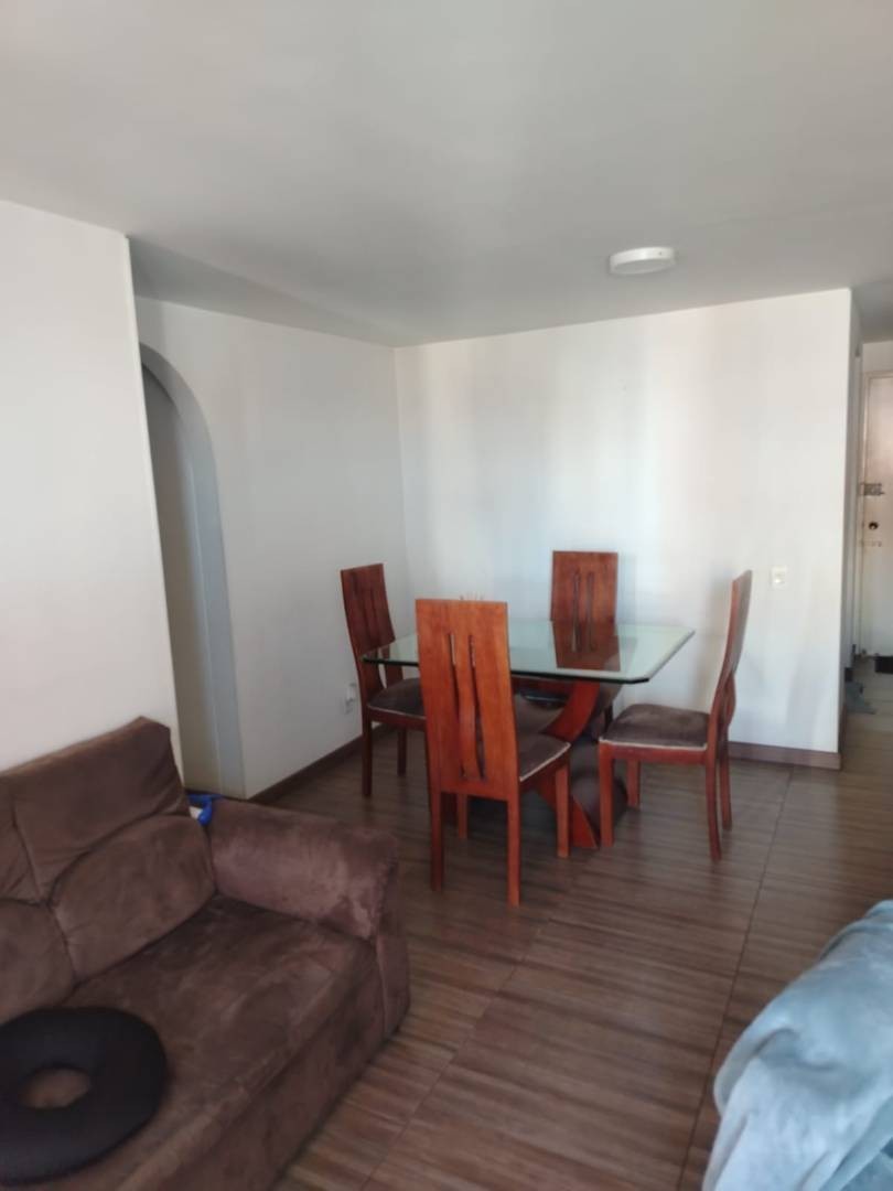 Apartamento en venta en Antonio Granados, Bogotá · foto 3 de 6