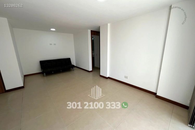 Apartamento de 3 alcobas en arriendo en Loma De Las Brujas, Envigado, 98 m² · foto 2 de 24