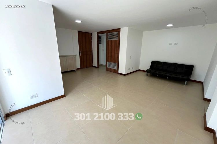 Apartamento de 3 alcobas en arriendo en Loma De Las Brujas, Envigado, 98 m² · foto 3 de 24