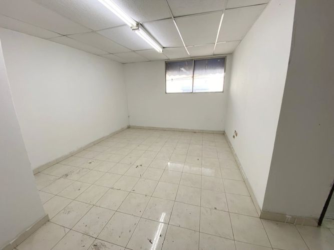 Bodega en arriendo en Las Malvinas, Barranquilla, 908 m² · foto 16 de 19