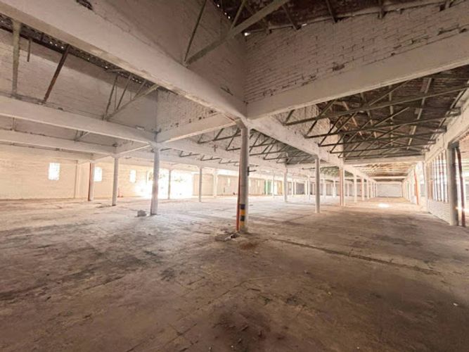 Bodega en arriendo en Simon Bolivar, Itagüí · foto 2 de 11