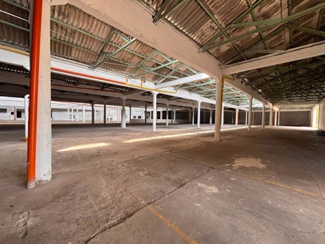 Bodega en arriendo en Simon Bolivar, Itagüí · foto 3 de 11