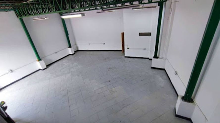 Bodega en arriendo en Naranjal, Medellín, 180 m² · foto 3 de 9