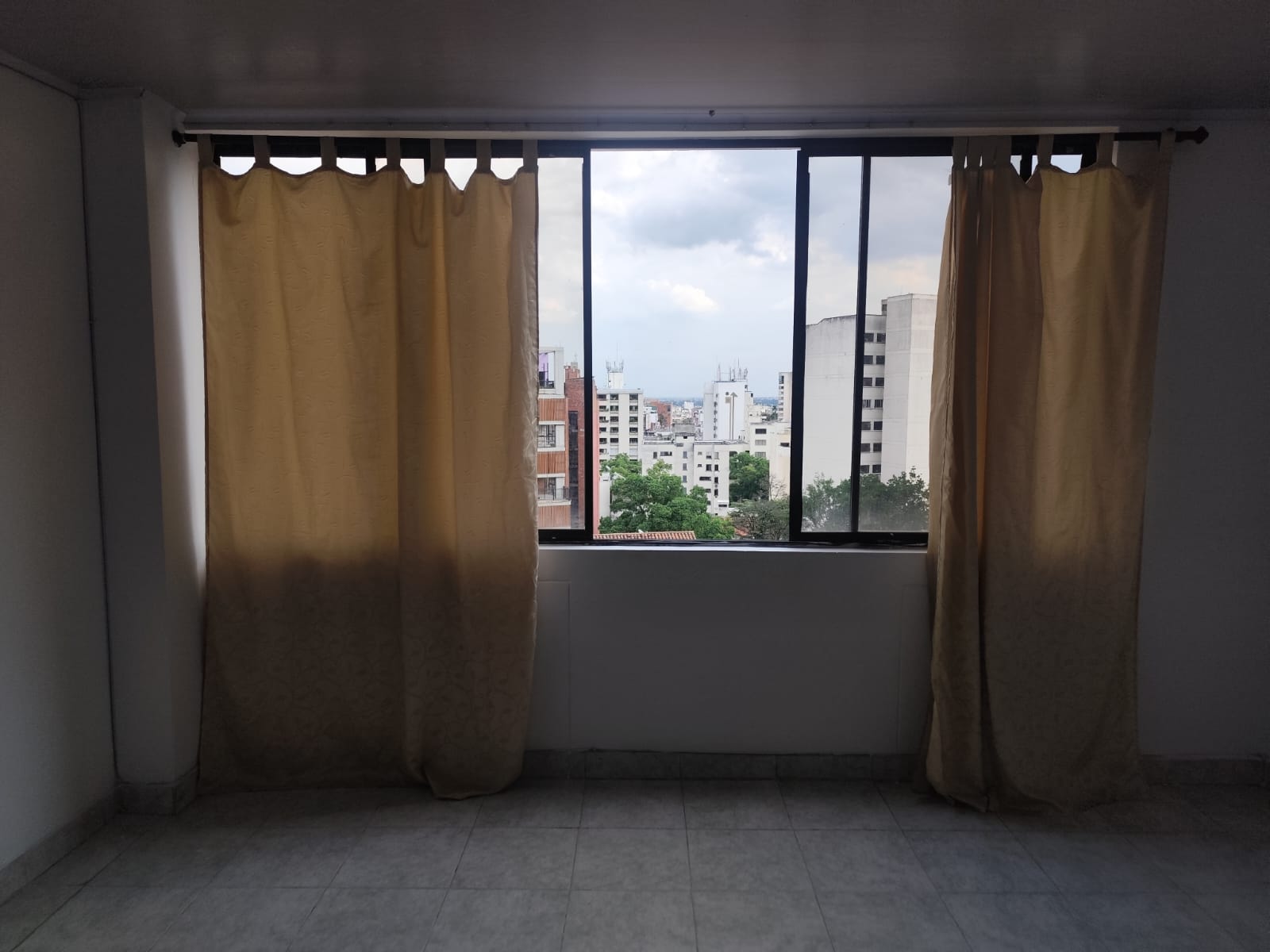 Apartaestudio en Arriendo en Centenario, Cali