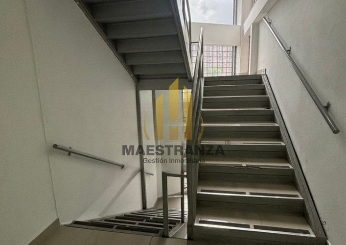 Bodega en venta en Monteazul, Sabaneta, 809 m² · foto 9 de 23