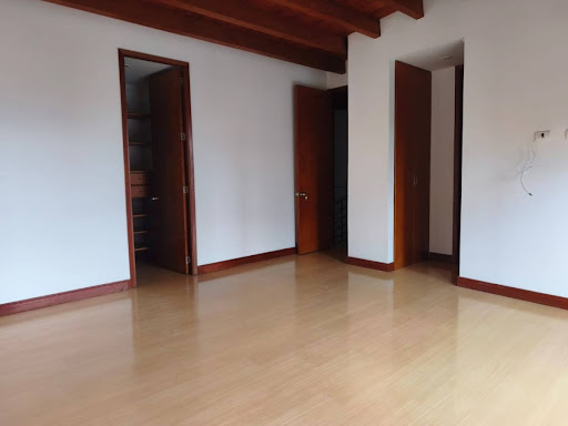 Casa en arriendo en Las Palmas, Medellín · foto 10 de 24