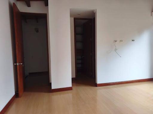 Casa en arriendo en Las Palmas, Medellín · foto 19 de 24