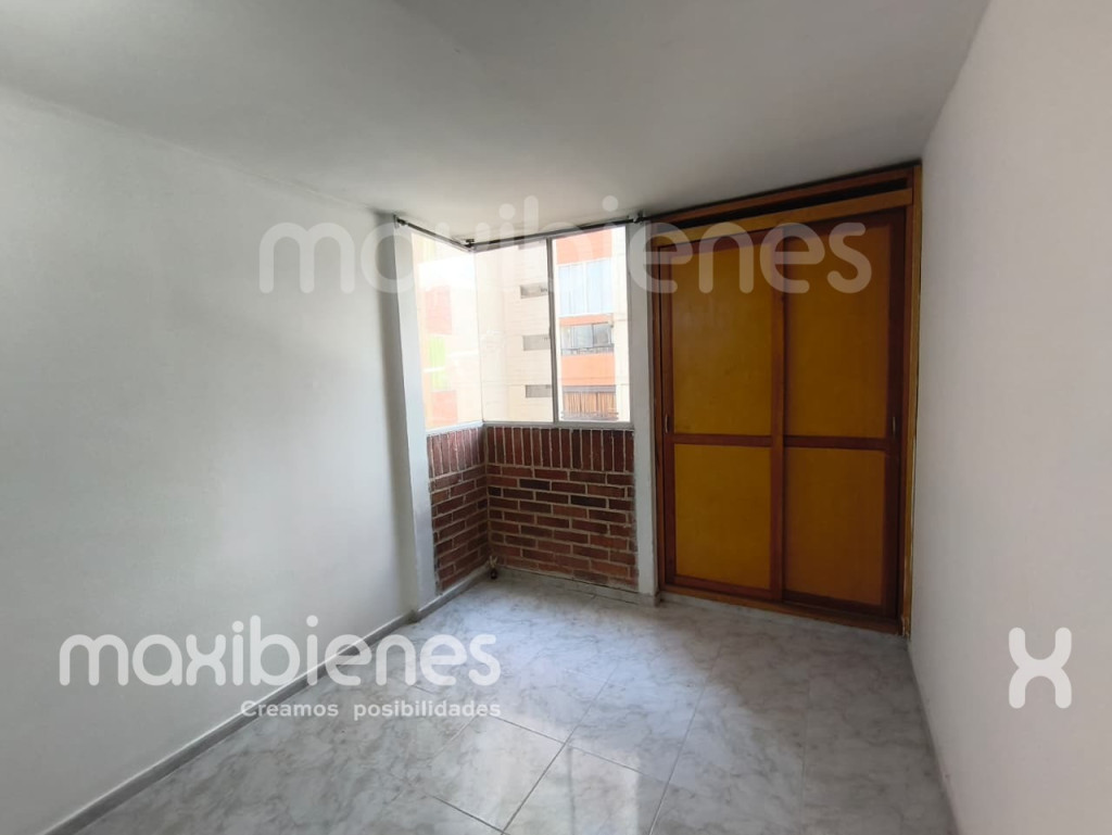 Apartamento en venta en Bombona No.1, Medellín · foto 3 de 9