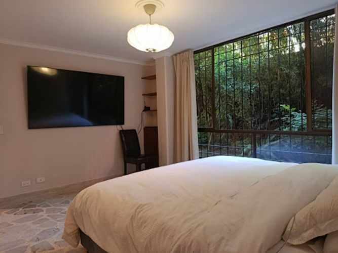 Apartamento de 4 alcobas en arriendo en Vía Las Palmas, Medellín, 170 m² · foto 8 de 22