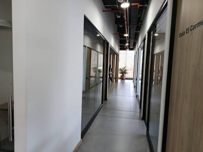 Oficina en arriendo en San Fernando, Medellín, 400 m² · foto 10 de 24