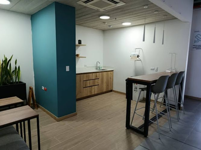 Oficina en arriendo en San Fernando, Medellín, 400 m² · foto 15 de 24