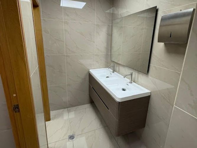 Oficina en arriendo en Villa Carlota, Medellín, 272 m² · foto 6 de 8