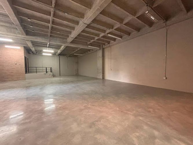 Bodega en arriendo en Los Naranjos, Itagüí, 2420 m² · foto 15 de 17