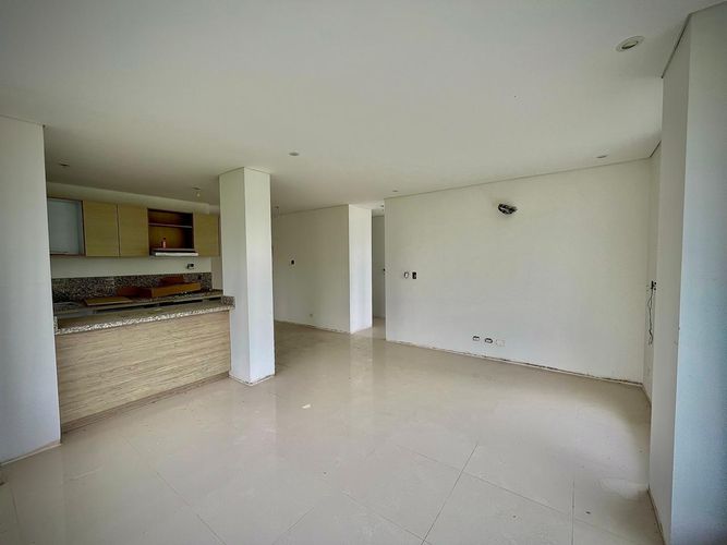 Apartamento de 2 alcobas en venta en Julio Campos Gonzalez, Girardot, 77 m² · foto 6 de 17