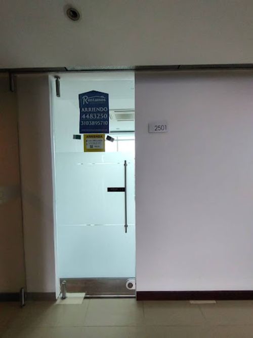 Oficina en arriendo en Milla De Oro, Medellín, 50 m² · foto 4 de 4