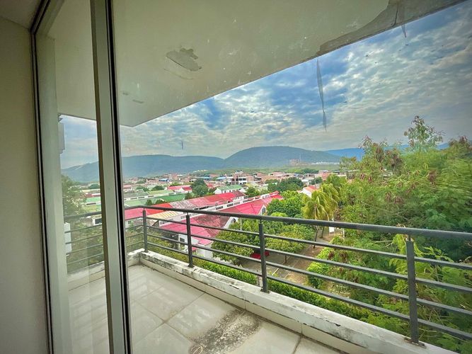 Apartamento de 2 alcobas en venta en Julio Campos Gonzalez, Girardot, 77 m² · foto 15 de 17