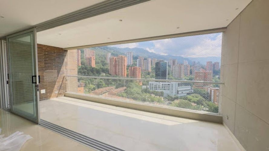 Apartamento de 4 alcobas en arriendo en Vizcaya, Medellín, 198 m² · foto 15 de 22
