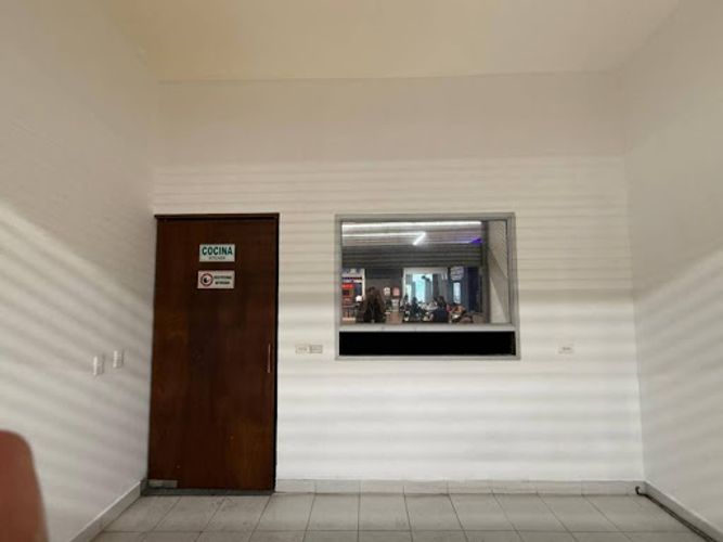 Local en arriendo en Loma Del Escobero, Envigado, 32 m² · foto 9 de 9