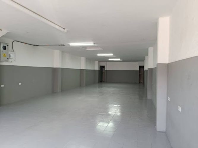 Bodega en arriendo en Laureles, Medellín, 129 m² · foto 4 de 6