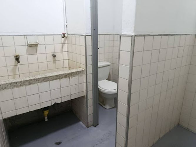 Bodega en arriendo en Laureles, Medellín, 129 m² · foto 6 de 6