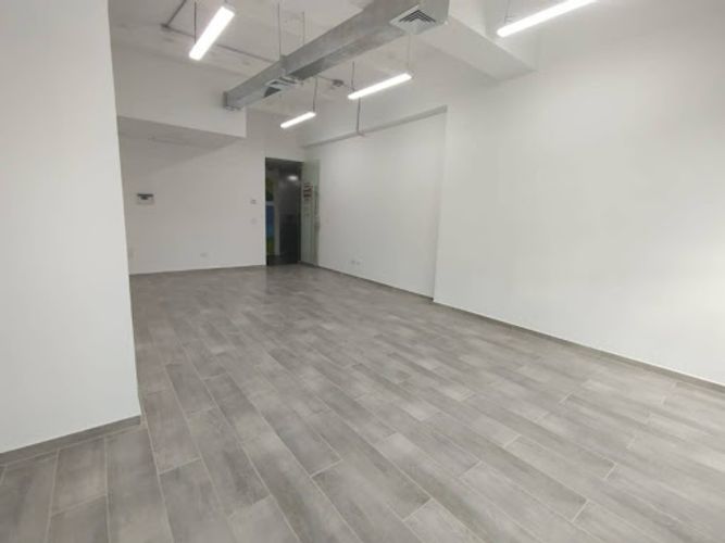 Oficina en arriendo en Restrepo Naranjo, Itagüí, 40 m² · foto 3 de 8