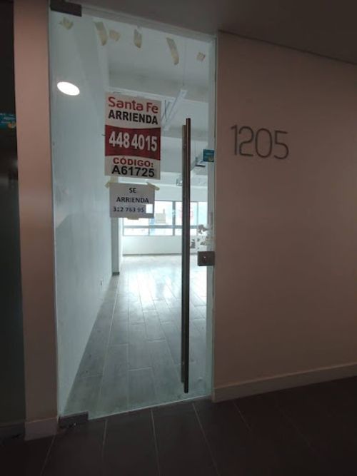 Oficina en arriendo en Restrepo Naranjo, Itagüí, 40 m² · foto 7 de 8