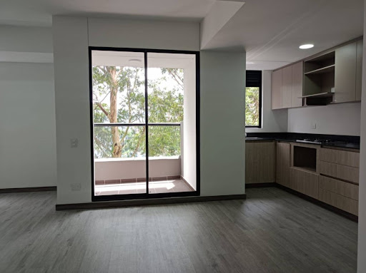 Apartamento en venta en Las Palmas, Medellín · foto 2 de 15