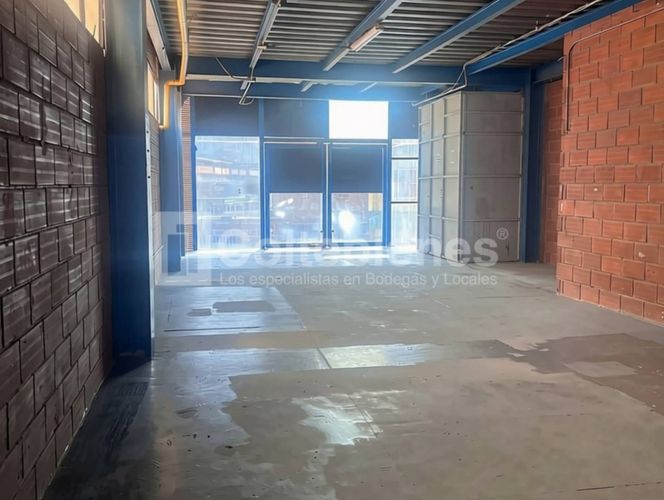 Bodega en venta en Trinidad, Medellín, 220 m² · foto 7 de 12