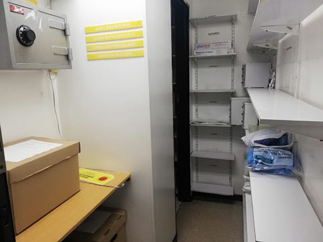 Consultorio en venta en Milla De Oro, Medellín, 201 m² · foto 11 de 22