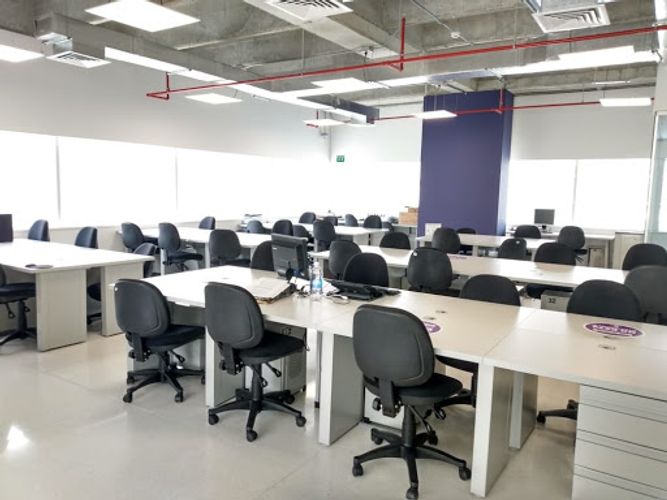 Oficina en venta en Manila, Medellín, 147 m² · foto 3 de 9