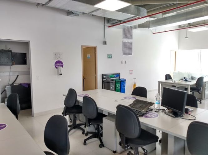 Oficina en venta en Manila, Medellín, 147 m² · foto 5 de 9