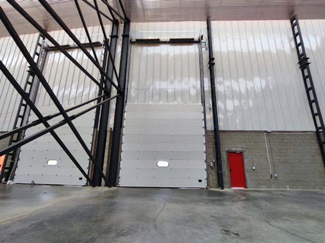 Bodega en arriendo en Zona Comercial Puerta Del Norte 1 Y 2, Copacabana, 2197 m² · foto 5 de 6