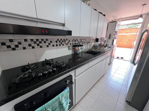 Apartamento en venta en Castropol, Medellín · foto 18 de 24