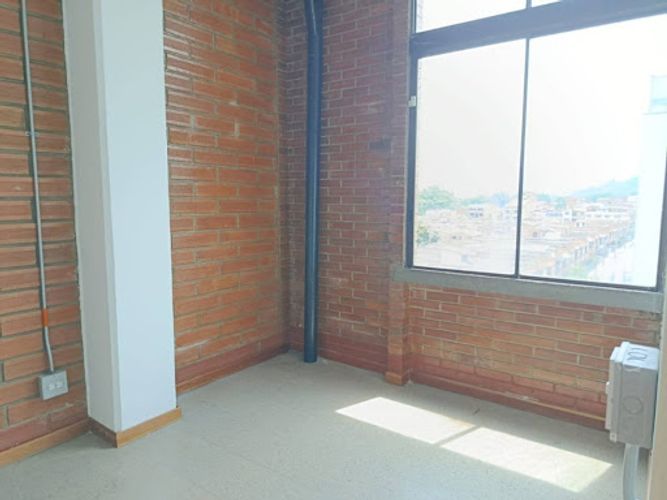 Bodega en arriendo en Belén, Medellín, 870 m² · foto 13 de 20