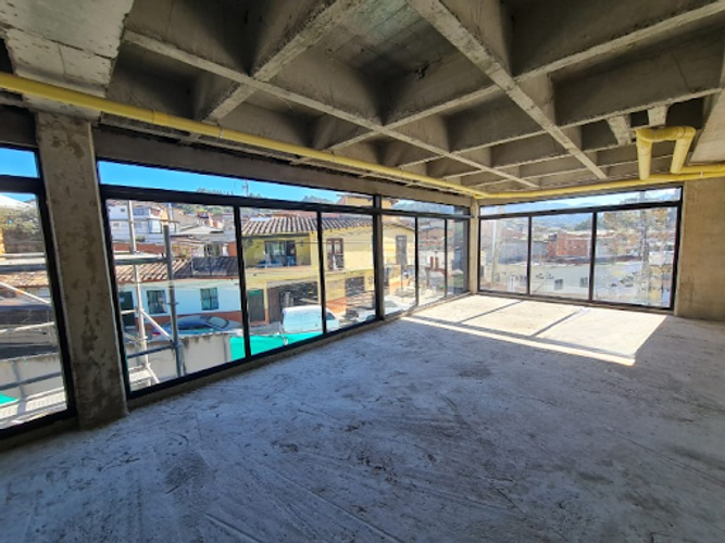 Local en arriendo en Santa Elena, El Retiro, 225 m² · foto 2 de 4