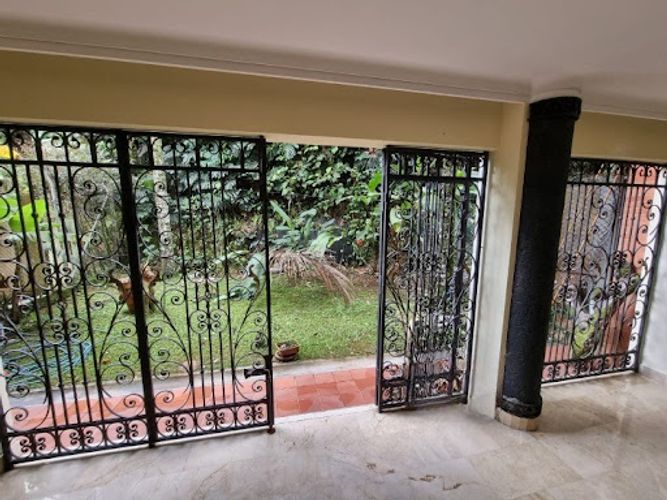 Casa de 4 alcobas en arriendo en El Tesoro, Medellín, 330 m² · foto 22 de 23